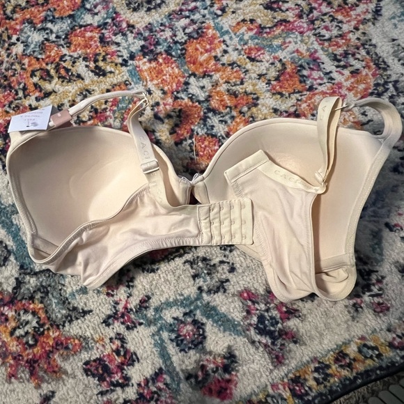 Cacique bra 40D NWT✨✨ - Picture 2 of 4
